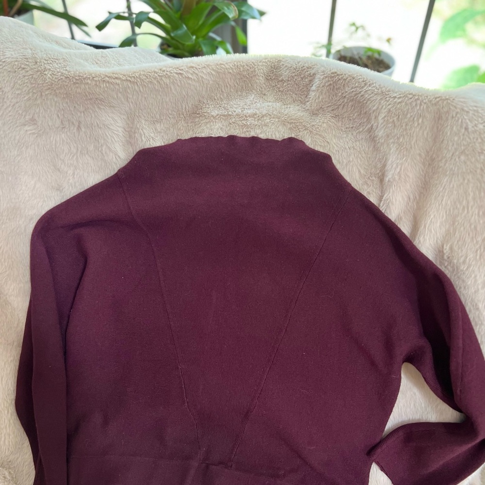 Jennifer Lopez Sweater XSmall, Great condition!